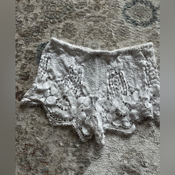 Miguelina beach shorts - Picture 3 of 3